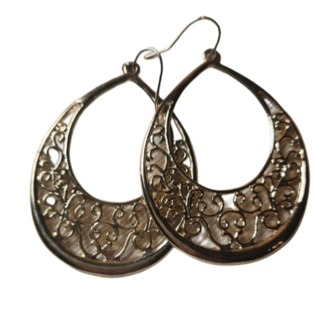 Elegant Gold‎ Filigree Hoop Med/Large Size Earrings